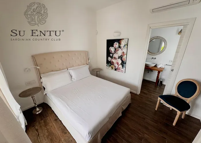 Su Entu Sardinian Country Club 4* אולביה